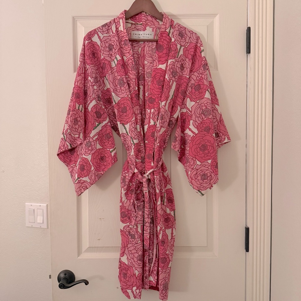 Trina Turk Flutter Sleeve Pink Floral Kimono Cotton Resort Robe Top One Size/OS